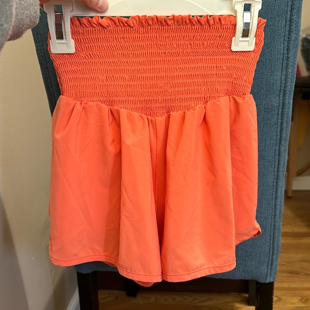 Aerie coral high waisted shorts